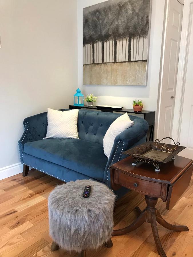 Ottawa Downtown Executive Apartment Retreat With Private Balcony Near Bank Street - Sleep Max 2 Екстериор снимка