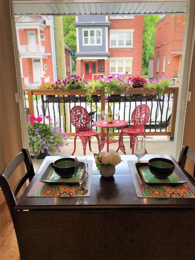 Ottawa Downtown Executive Apartment Retreat With Private Balcony Near Bank Street - Sleep Max 2 Екстериор снимка